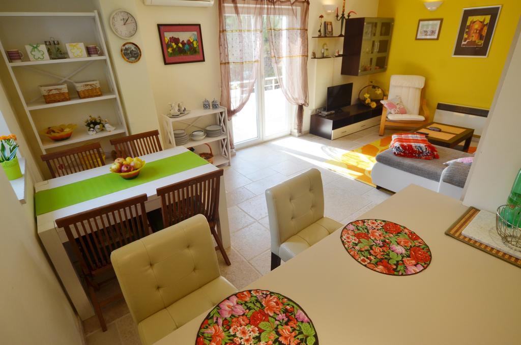 Apartment Kare Rovinj Exterior photo